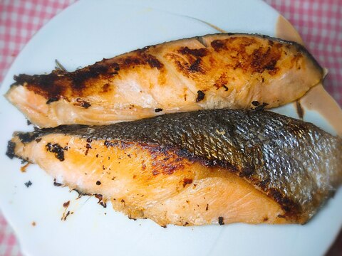 鮭 焼き 方 冷凍 冷凍した魚も美味しくふっくら焼きたい！保存と焼き方のコツ